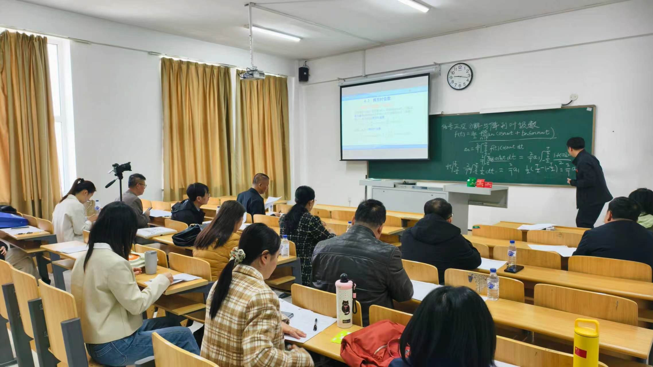 以赛促教砺初心 以技提质强师能 —— 我校成功举办青年教师教学竞赛暨省赛校内选拔赛